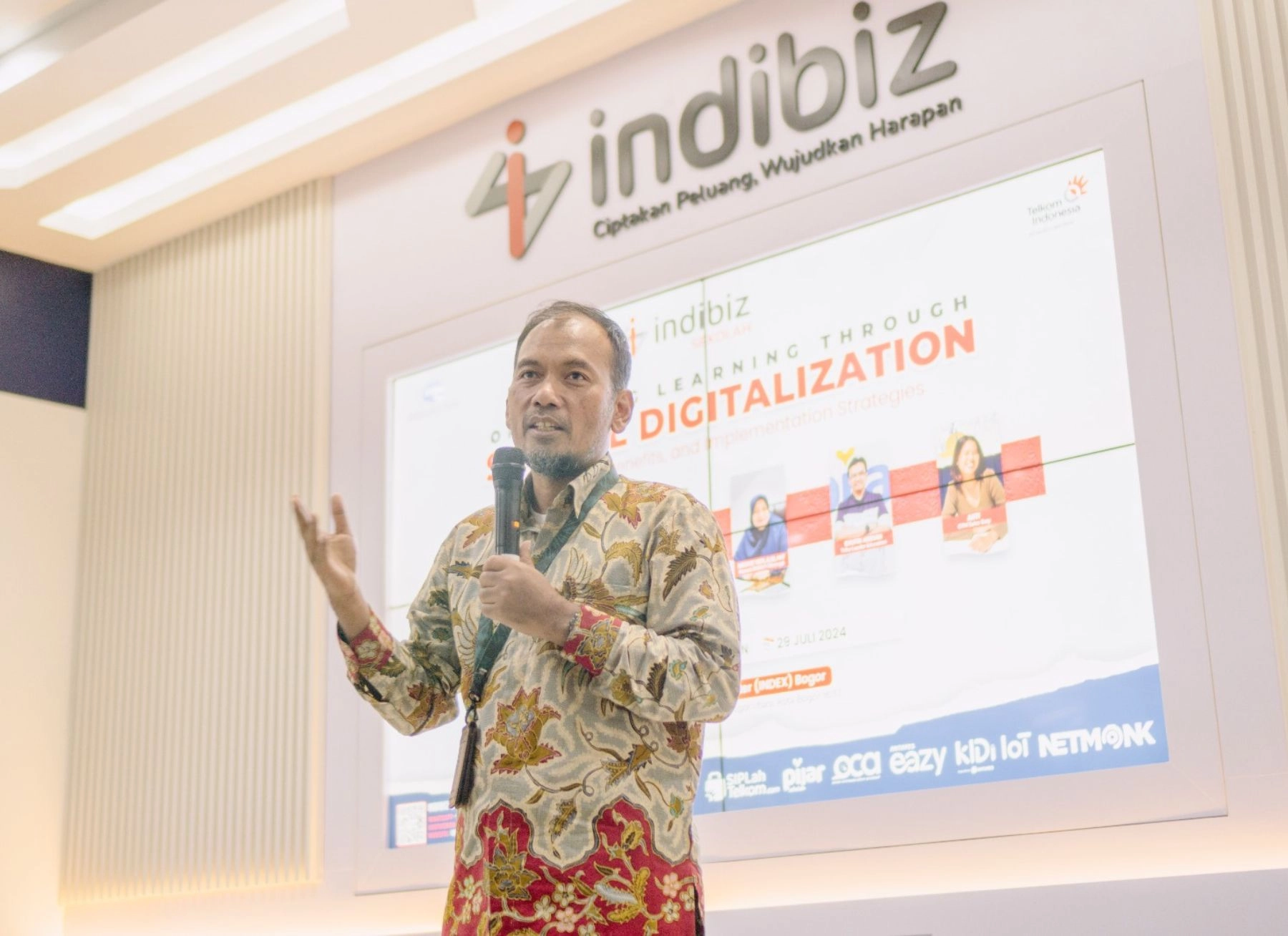 Telkom Luncurkan Program ESG 2024 sebagai Bagian Transformasi TelkomGroup